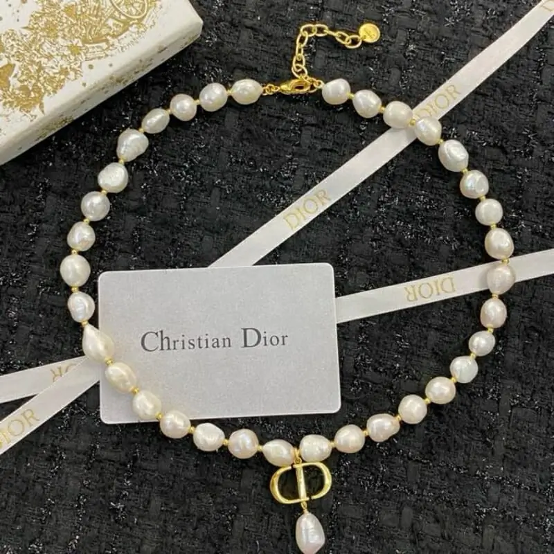 christian dior collier pour femme s_123abb2